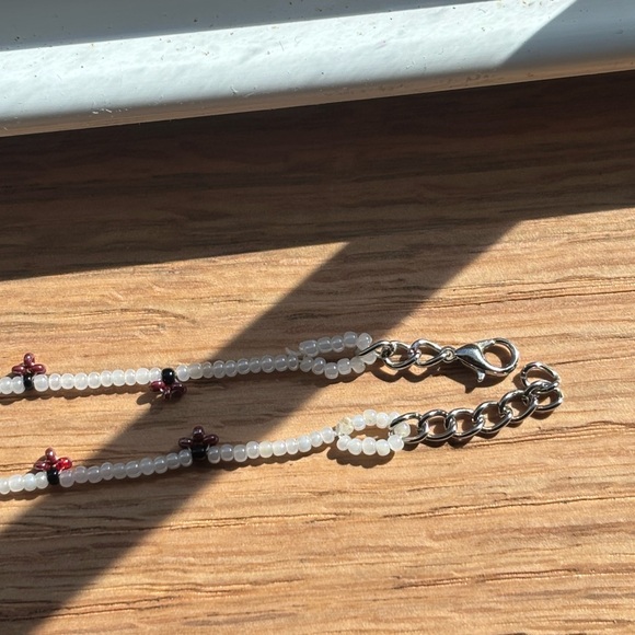 Handmade White Seed Bead Necklace with Garnet Accent - Picture 3 of 4